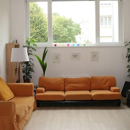 R-Appartements Strasbourg Cosy Orangerie Pour Vos Sejours En Famille Ou Entre Amis Estrasburgo Exterior foto